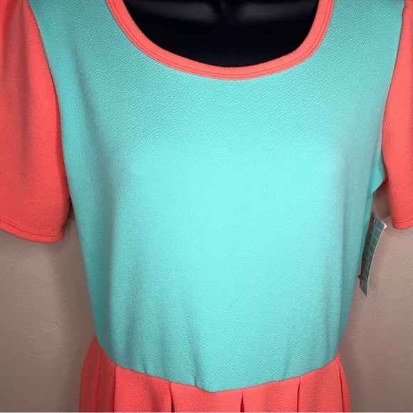 NEW Small LuLaRoe Amelia Dress Neon Coral Mint Green Short Sleeve Stretch Aline - Picture 6 of 16